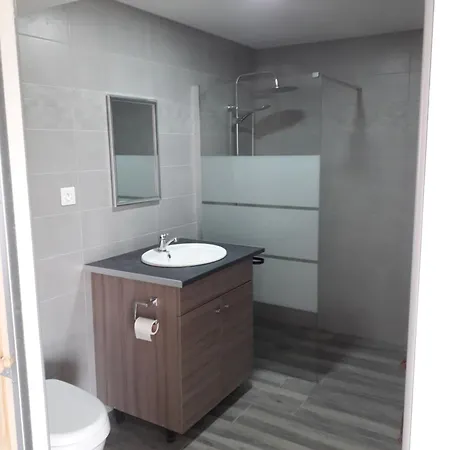 Chez Tata Madeleine 아파트